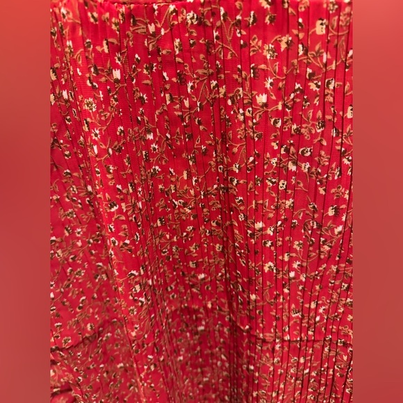 Red Floral Ruffle Dress - Picture 2 of 8